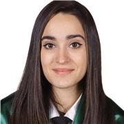 Profesora de música que imparte clases de lenguaje musical, iniciación musical, violín o saxofón. Clases hasta alumnos de 13-14 años, o personas adultas que quieran iniciarse en el mundo de la música